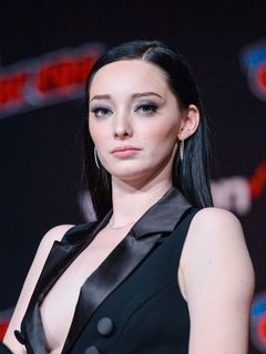 Emma Dumont